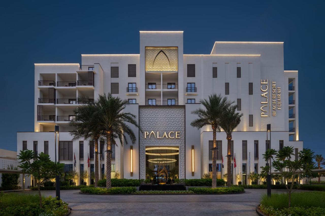 Palace Beach Resort الفجيرة المظهر الخارجي الصورة The Palm Beach Hotel